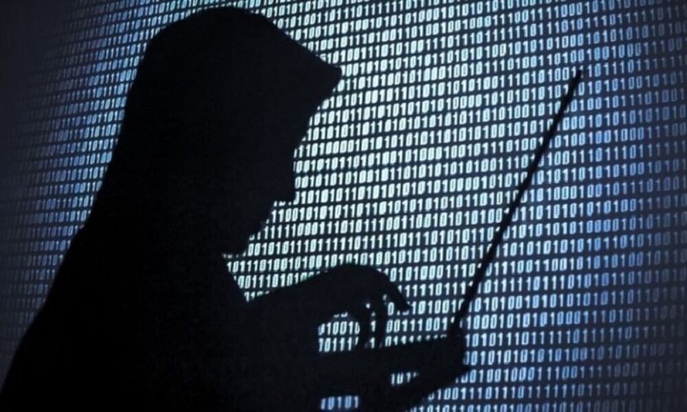 China a piratat telefoanele mai multor oficiali de la Downing Street