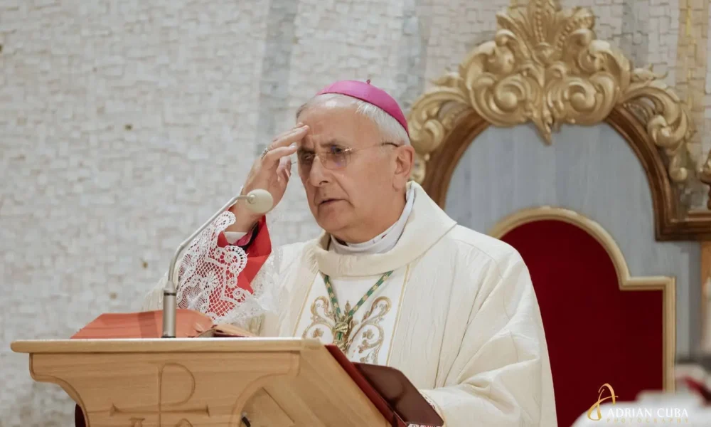 Abuz în sutană: Episcopia din Iași și Vaticanul au îngropat o agresiune sexuală comisă de un preot catolic