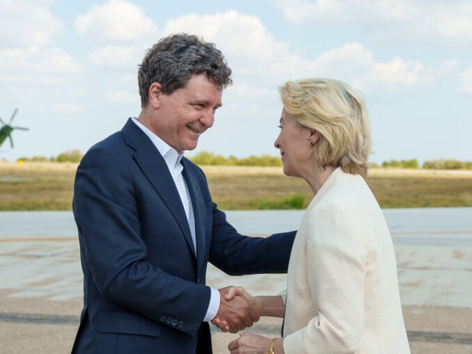 Ursula duce România la tribunal pentru că ascunde gunoiul sub preș