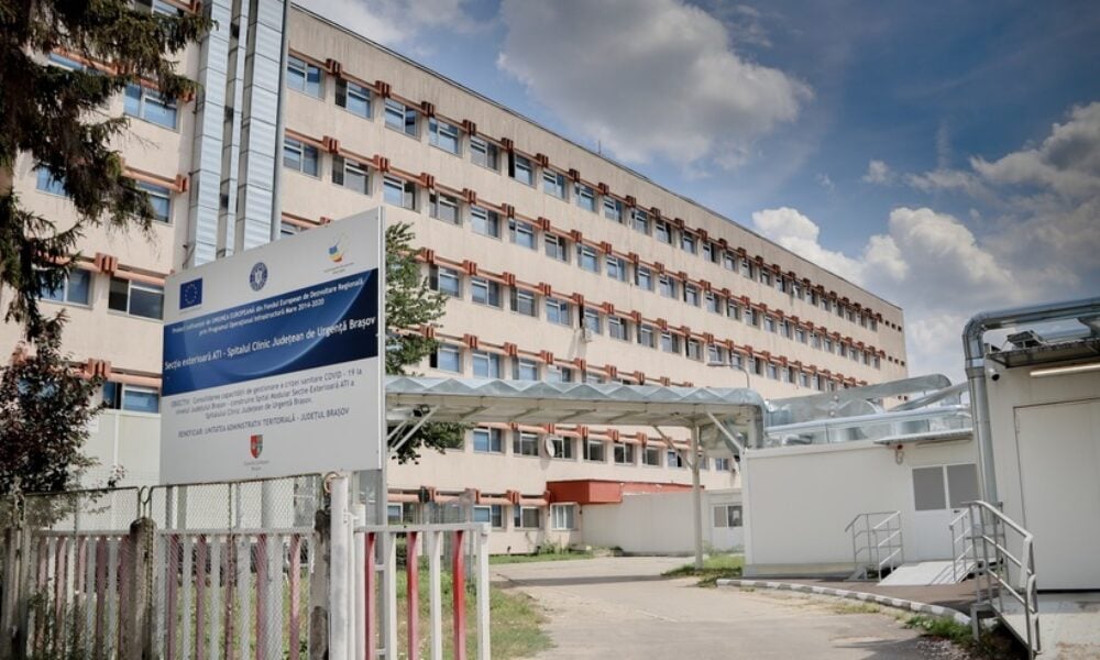 Dosar penal şi anchetă la Braşov după moartea unui bărbat. Consultat și trimis acasă de două ori