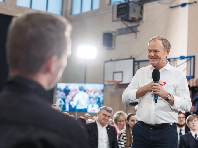 Tusk, despre UE: Trebuie să fim uniți sau suntem terminați