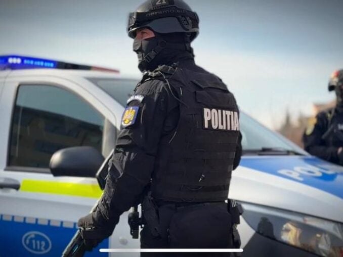 Percheziții în Vrancea, grup infracţional organizat şi obţinere ilegală de fonduri