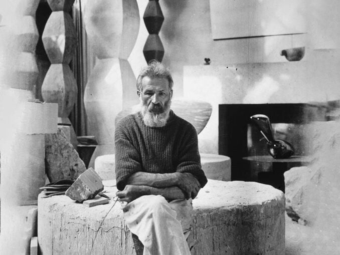 Academia Română infirmă că ar fi refuzat vreodată găzduirea patrimoniului lui Brâncuși la București