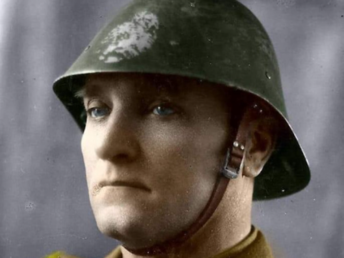 Priviri curioase în dosarele Securităţii