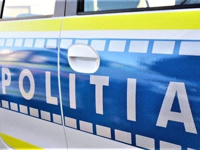 Moarte suspectă în Făgăraș: Două persoane ar fi înghețat în propria locuință