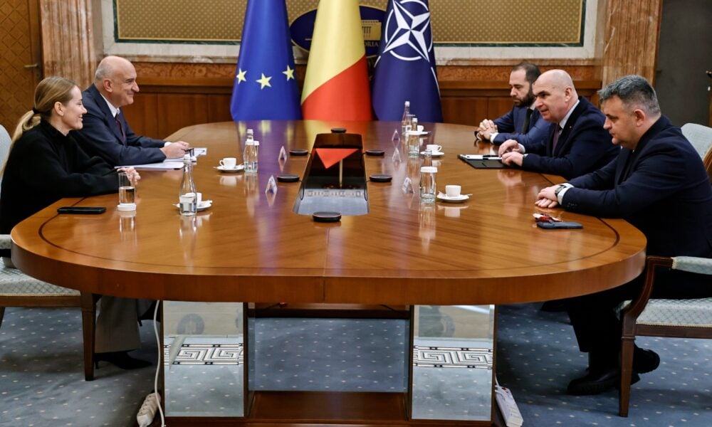 Bolojan intervine în criza de la Azomureș. Negocieri pentru preluarea de către Romgaz