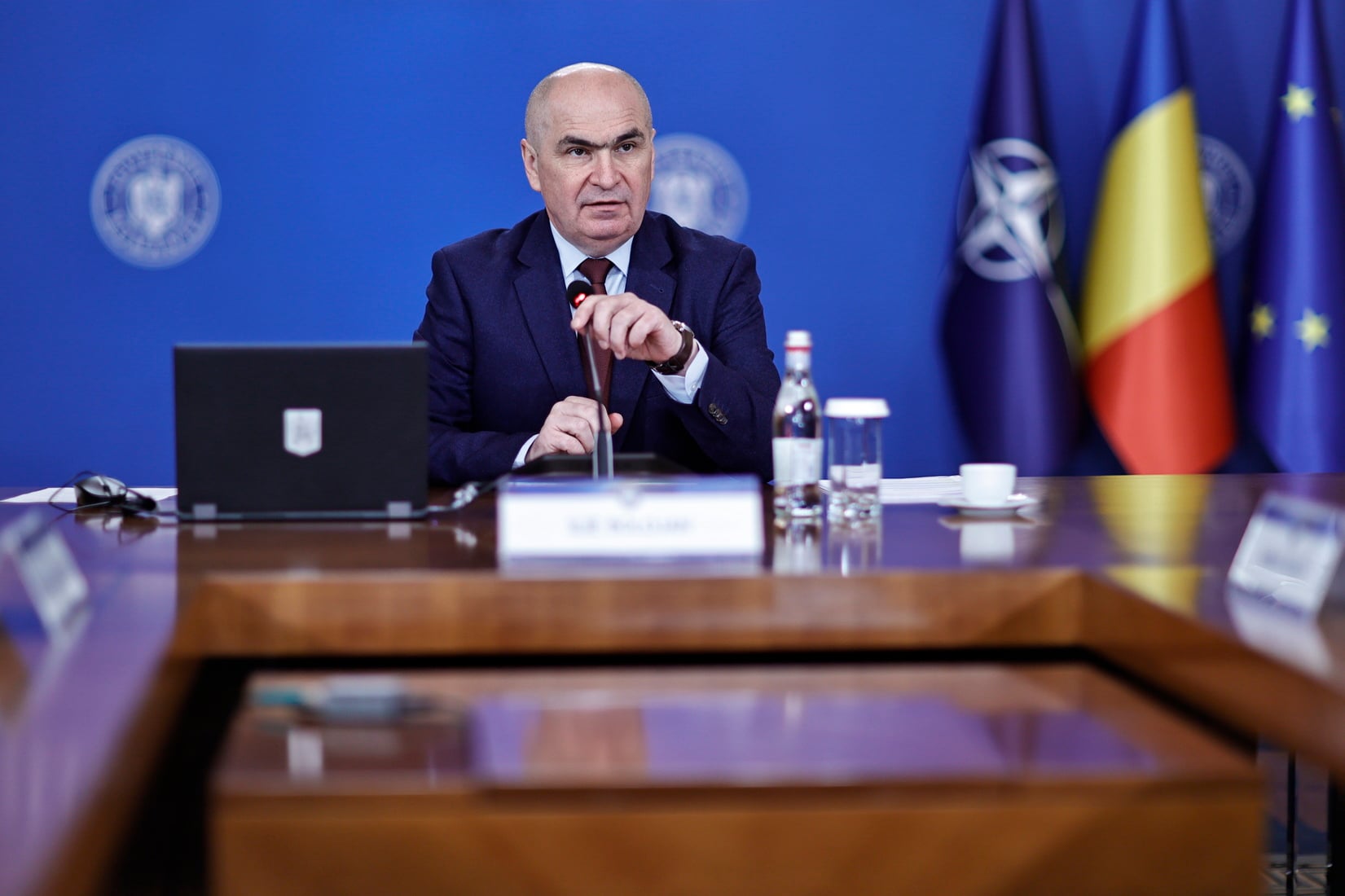 DOCUMENT Bolojan cere CCR să urgenteze decizia pe pensiile speciale. Miza: peste 230 de milioane de euro