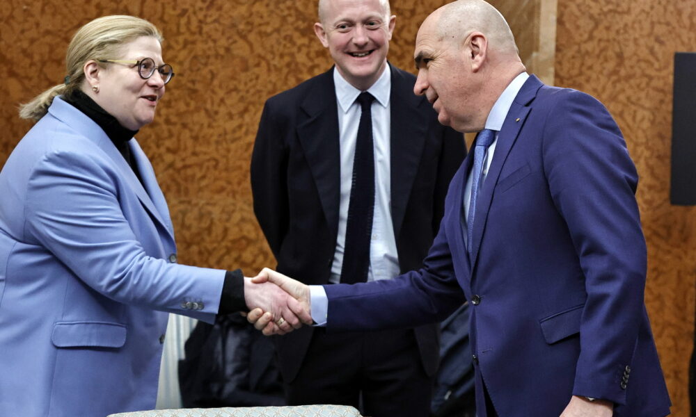 Bolojan se angajează în fața Moody’s că va continua să scadă deficitul