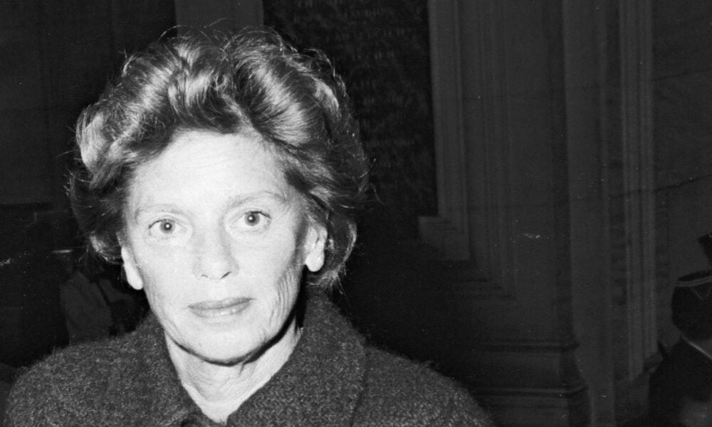 O româncă scrie istorie la Paris – numele ei, gravat pe Turnul Eiffel