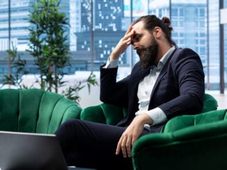 Lecția de neuroștiință: de ce pierd liderii controlul în momente de criză și cum se poate repara gândirea sub presiune