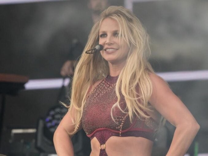 Britney Spears arestată: Oops she did it again