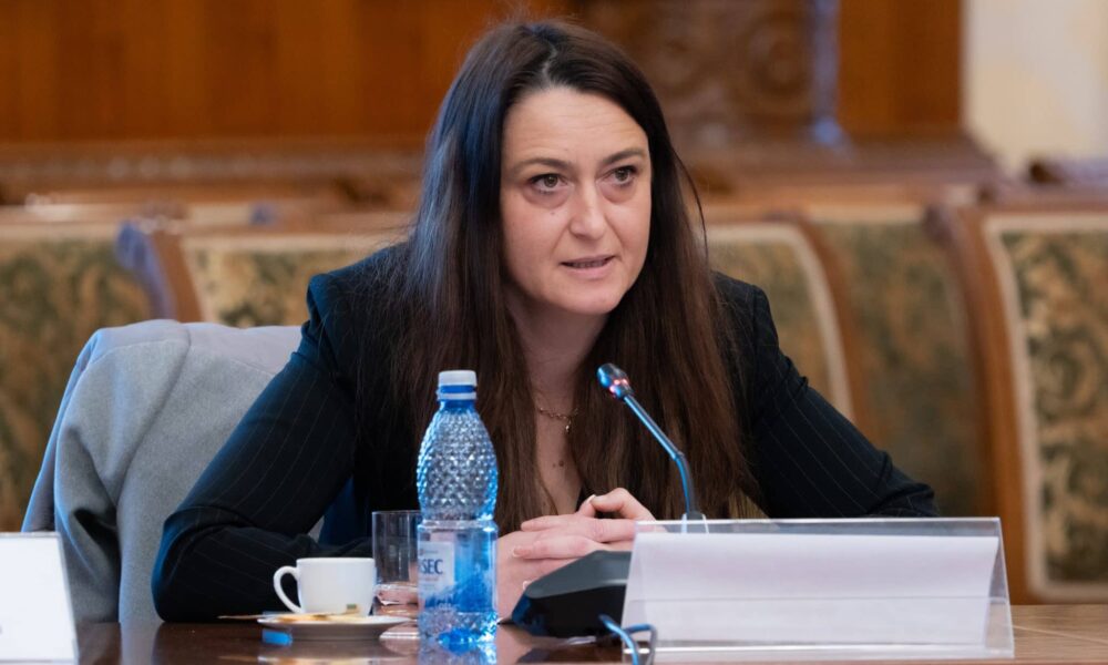 Cristina Butură, deputat AUR: „Ajutor medical rapid pentru familii și vârstnici, disponibil prin apel telefonic la 116117. O soluție reală pentru un sistem sufocat”