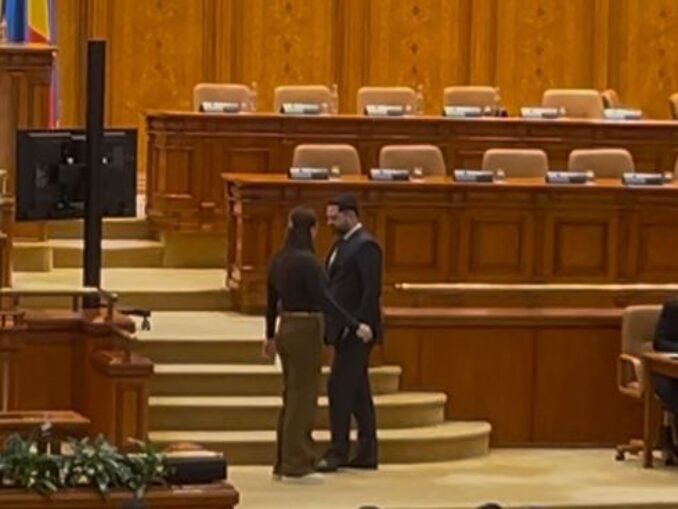 VIDEO Unde „fugem”? Puci în POT. Gavrilă, la un pas să rămână fără grup și la Camera Deputaților