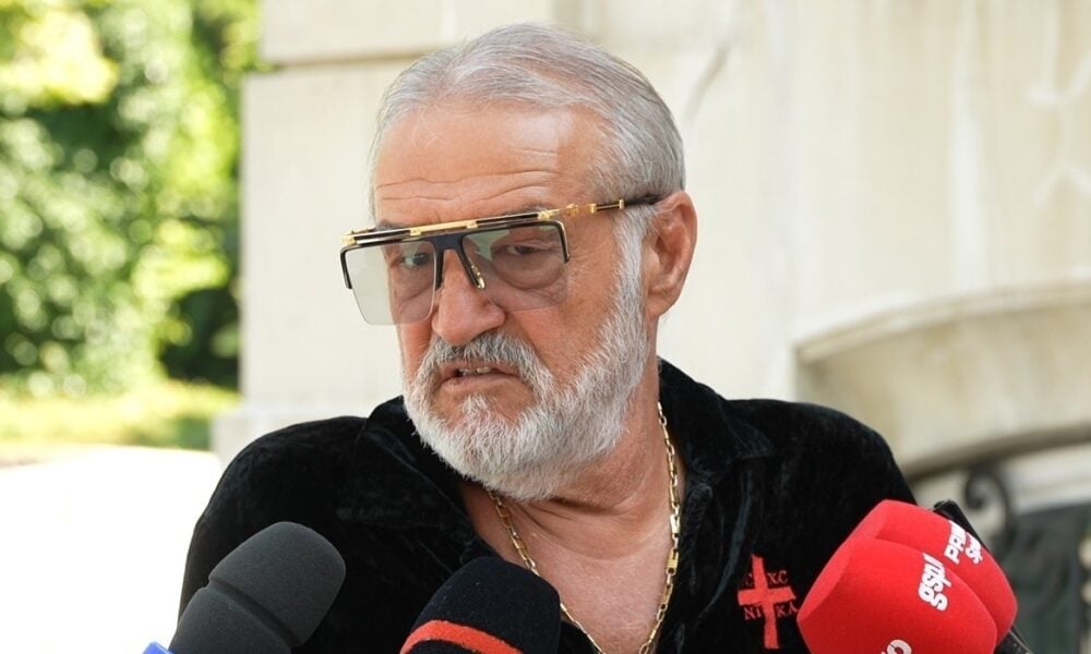 Gigi Becali merge în Parlament pentru a înregistra ultimul transfer