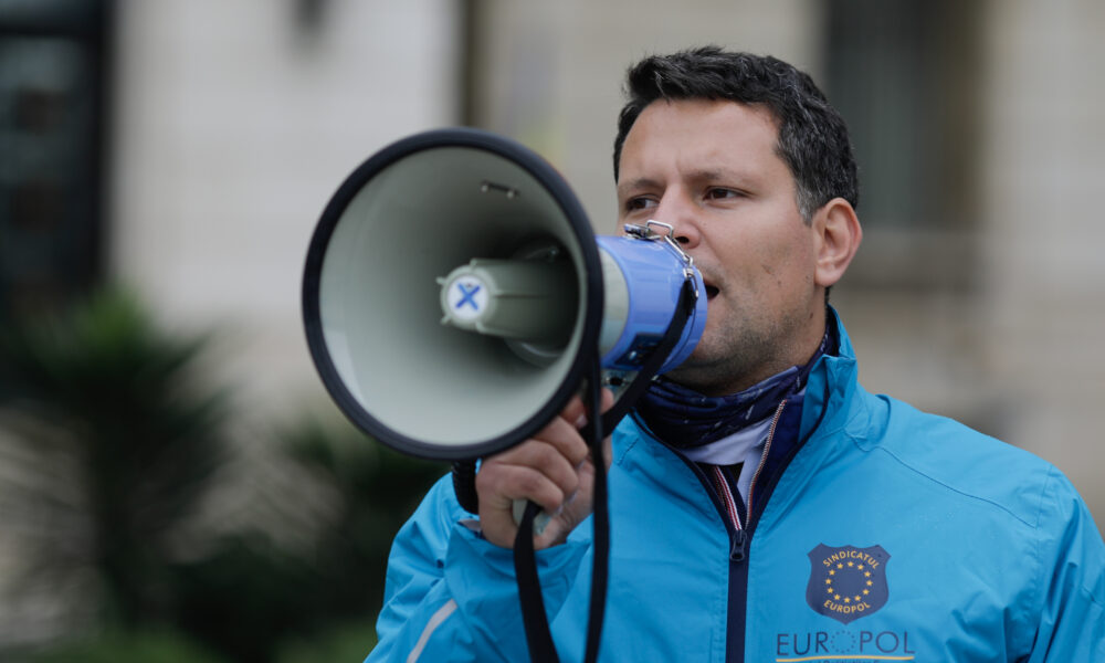 EXCLUSIV Lider sindical din Interne, atac la Hunor: Tăiați afacerile de partid, nu norma de hrană