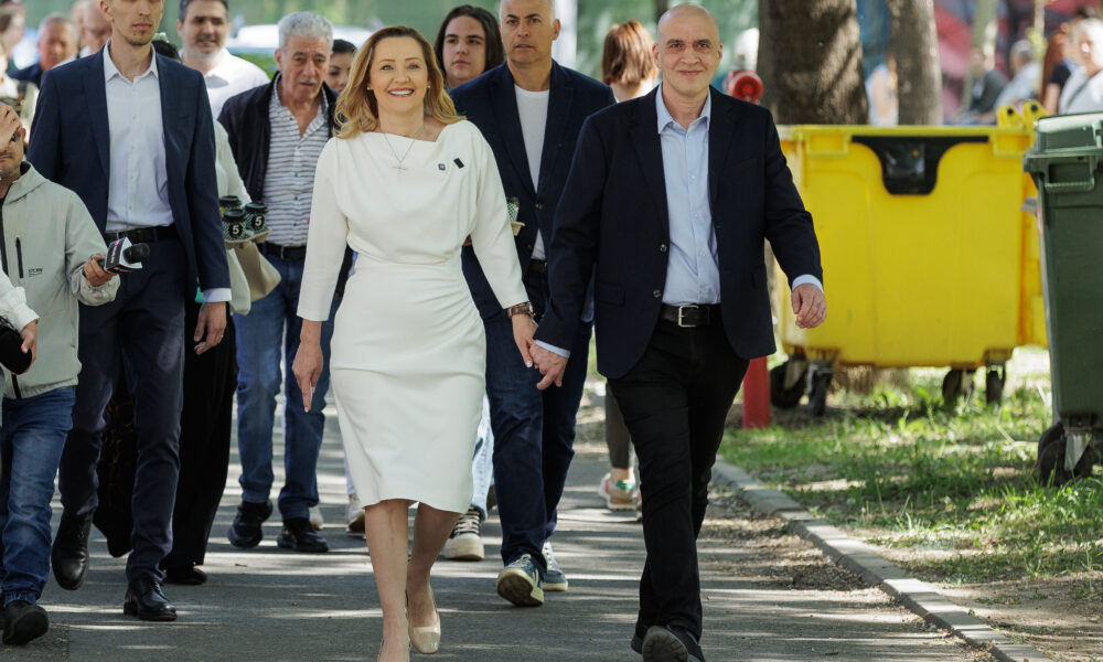 Soțul Elenei Lasconi nu mai e angajat la grupul parlamentar USR. Când și de ce a plecat