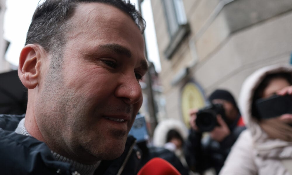 Anomalie. Negoiță nu mai poate fi primar în Sectorul 3, dar nici nu-și pierde mandatul. Cine îi preia atribuțiile