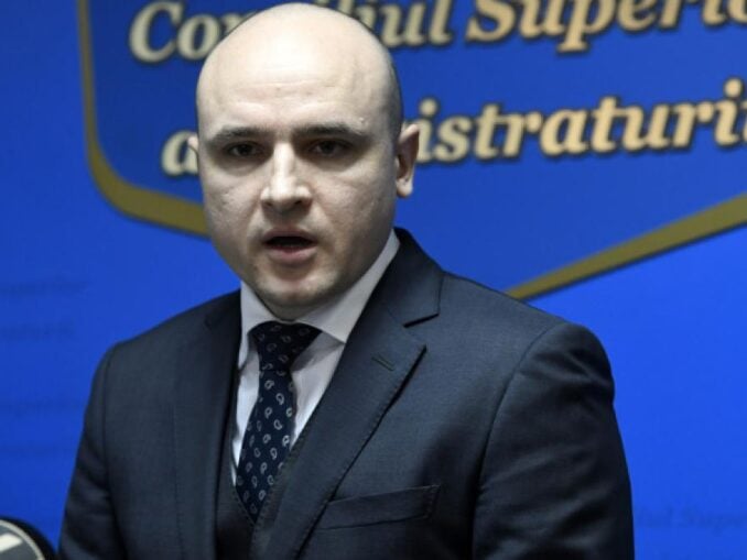 Cine e favorit pentru șefia DNA. Fost vice al CSM, privilegii, conexiuni politice și controverse