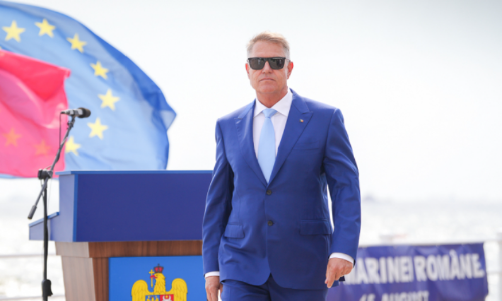ANAF vrea să-l facă pe Iohannis să călătorească pentru judecată
