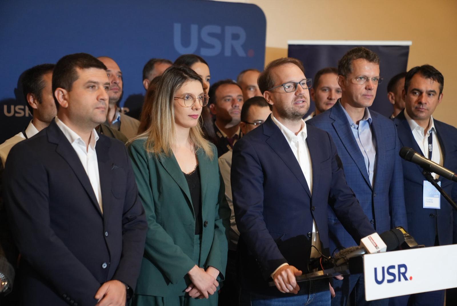 Miruță, Buzoianu și Viziteu se luptă pentru funcțiile din Biroul Național. Ce tabere își dispută supremația în USR