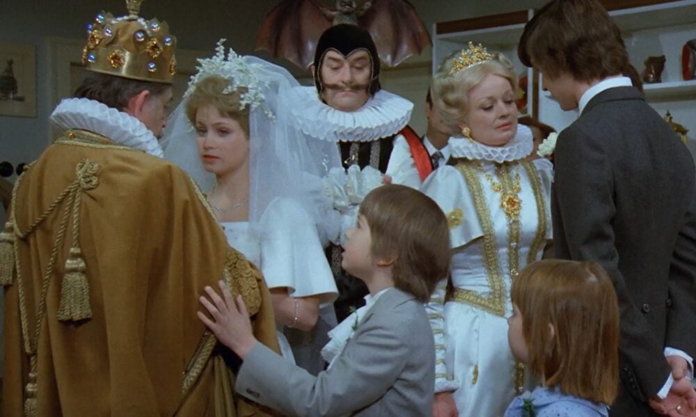 A murit regina din Arabela