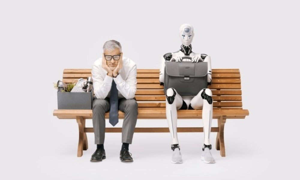 Inteligența artificială dă afară gulerele albe. Meseria va fi iar brățară de aur