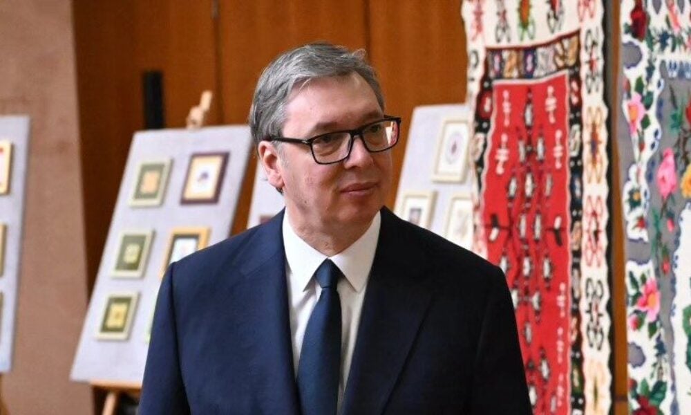 Alertă de securitate: Președintele Vucic, sfătuit să evite Muntenegru. La summit merge și Nicușor Dan