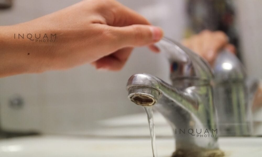 Ploile torențiale afectează alimentarea cu apă în Prahova: Stații colmatate și turbiditate crescută