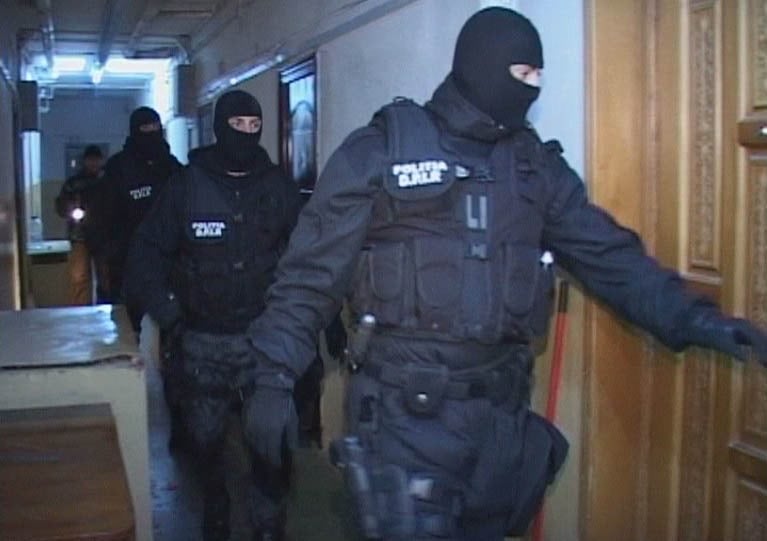 14 firme prinse că au înșelat statul cu 1,6 milioane de euro. Au dat toți banii înapoi de frica procurorilor