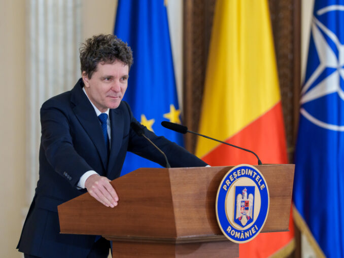 Nicușor Dan îmbracă haina de mediator. Și-ar dori ca liderii Coaliției „să nu se critice”