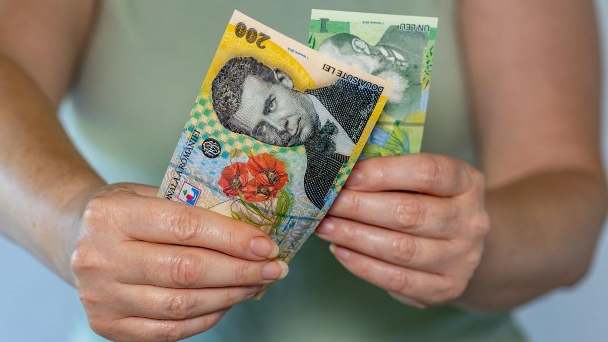Ce pensie vei primi de la stat dacă muncești pe minimul pe economie, 2.574 lei