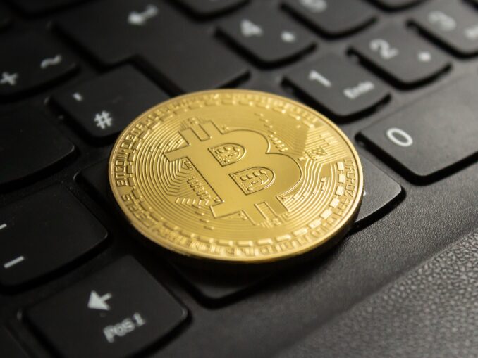 Vrei să fii milionar? Varianta militarul crypto