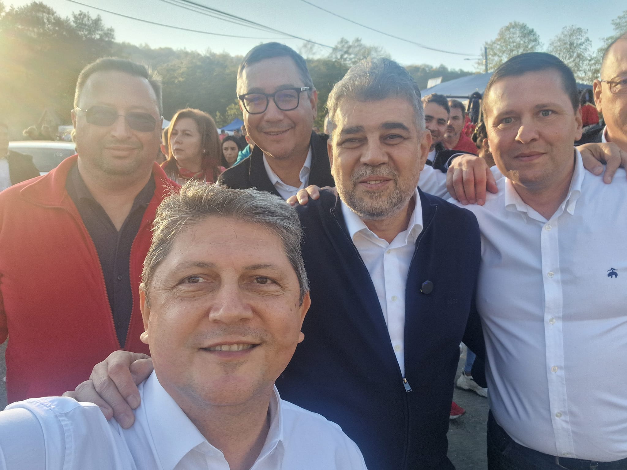 Un senator PSD vrea un Trump pentru România