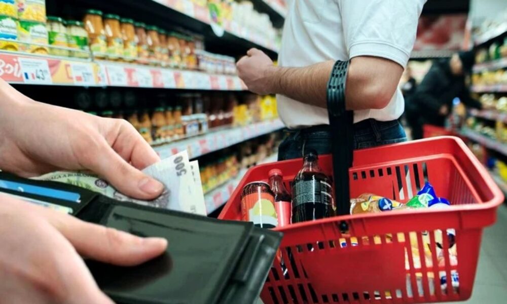 Banii pleacă din țară: Cum a ajuns România o piață de desfacere cu aproape zero producție