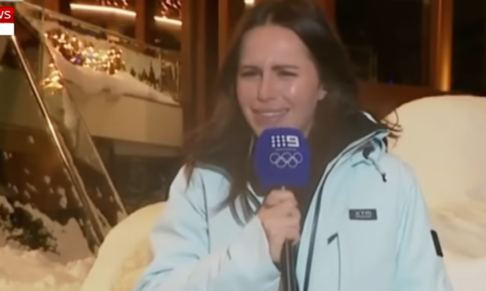 O jurnalistă își cere scuze fiindcă a apărut băută la televizor – VIDEO