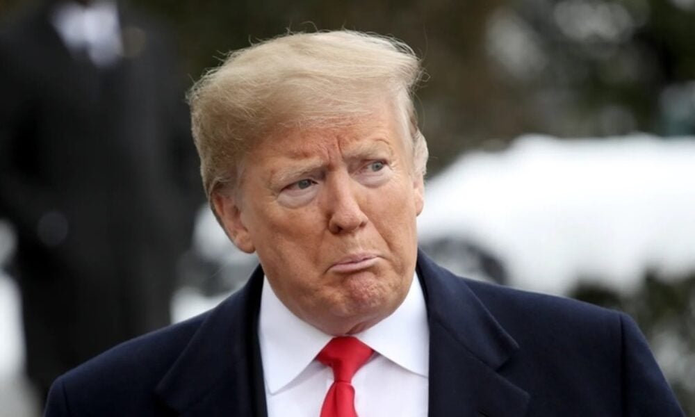 Trump sfidează Curtea Supremă: Taxă vamală globală de la 10% la 15%