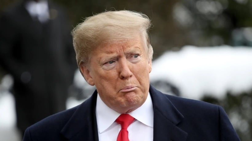 Trump sfidează Curtea Supremă: Taxă vamală globală de la 10% la 15%