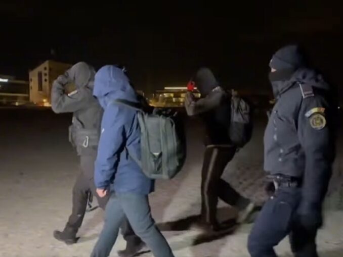 De unde ar proveni, de fapt, fragmentele de dronă descoperite pe plaja din Mamaia. Reacția MApN