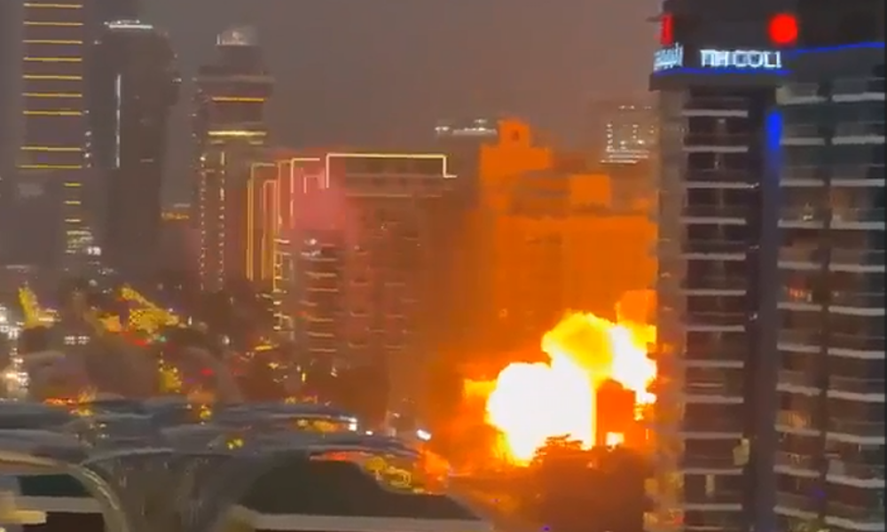 Sute de români au cerut ajutorul MAE după exploziile din Doha și Dubai VIDEO
