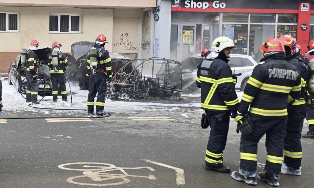VIDEO Femeie moartă după ce o mașină electrică a luat foc