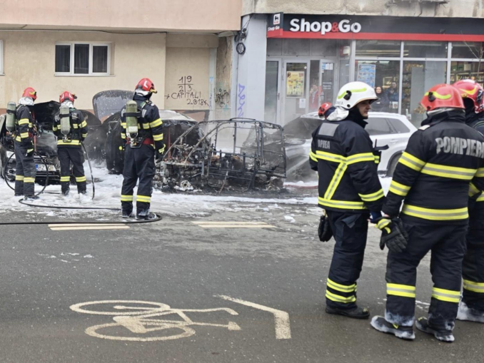 VIDEO Femeie moartă după ce o mașină electrică a luat foc