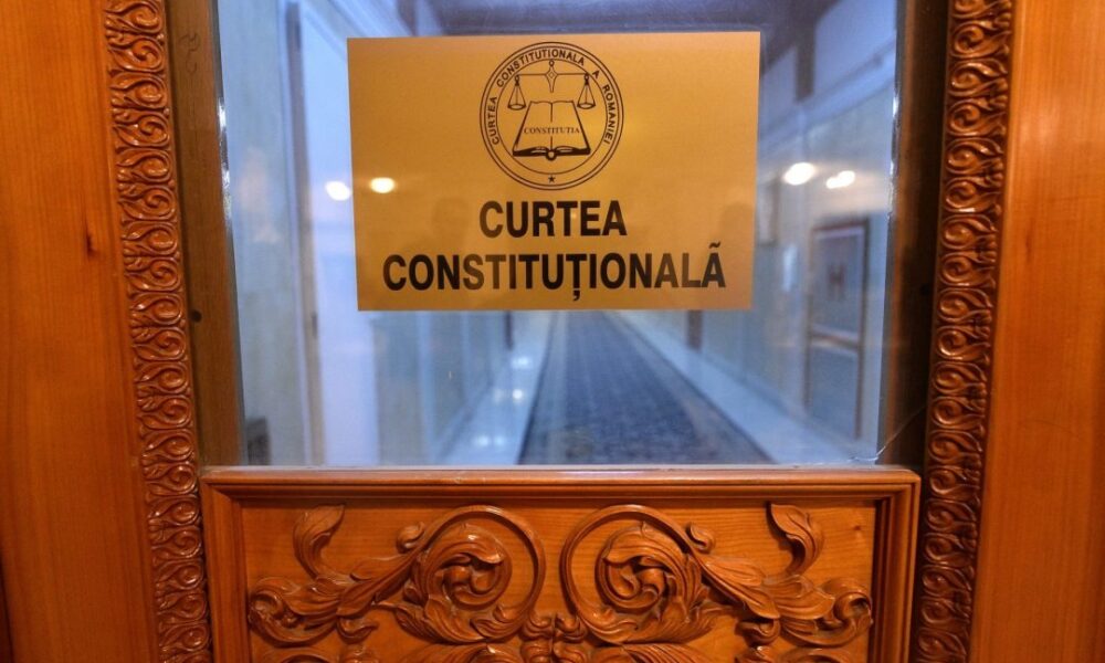 Cum explică judecătorii CCR că au dat undă verde reformei pensiilor speciale a lui Bolojan