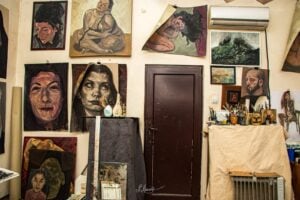 Poza pentru articolul INTERVIU „Pentru mine, atelierul este micul paradis în care îmi exorcizez demonii” – Mihai Negoi, pictor