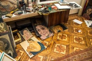 Poza pentru articolul INTERVIU „Pentru mine, atelierul este micul paradis în care îmi exorcizez demonii” – Mihai Negoi, pictor