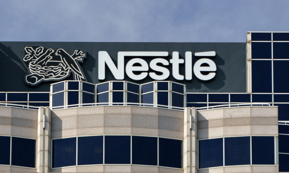 Nestlé renunță la înghețată: reorganizare masivă la gigantul elvețian
