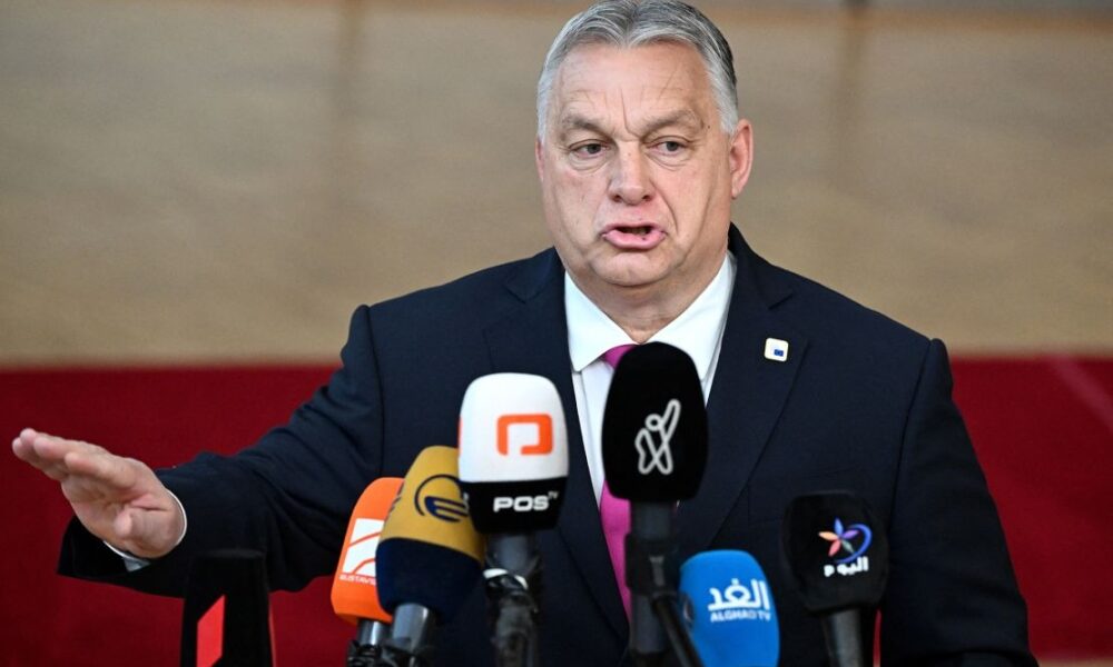 Orban dă cu pumnul în masă: „Nu mai dați bani Ucrainei”. Premierul maghiar pune paie pe foc la summitul informal UE