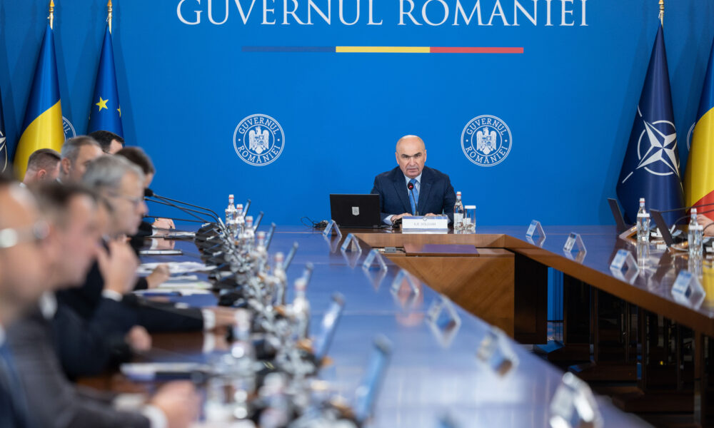 Inflexibilul Bolojan a devenit docil: a acceptat condițiile PSD și UDMR. Scad taxele și impozitele