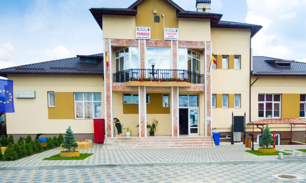 Primăria care ignoră austeritatea. Cheltuieli de 100.000 de lei pentru mărțișoare și ciocolată