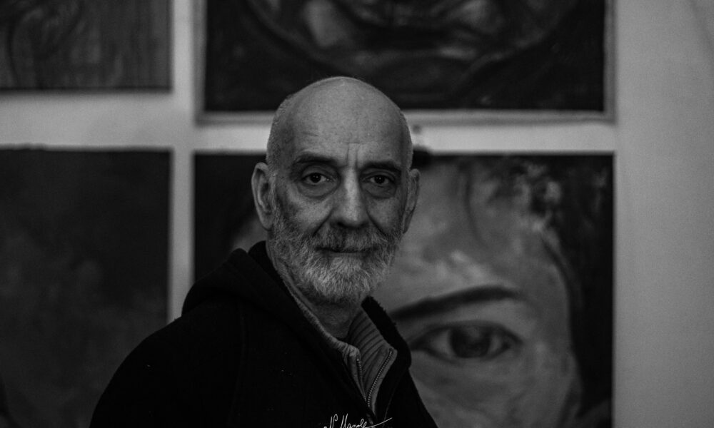 INTERVIU „Pentru mine, atelierul este micul paradis în care îmi exorcizez demonii” – Mihai Negoi, pictor