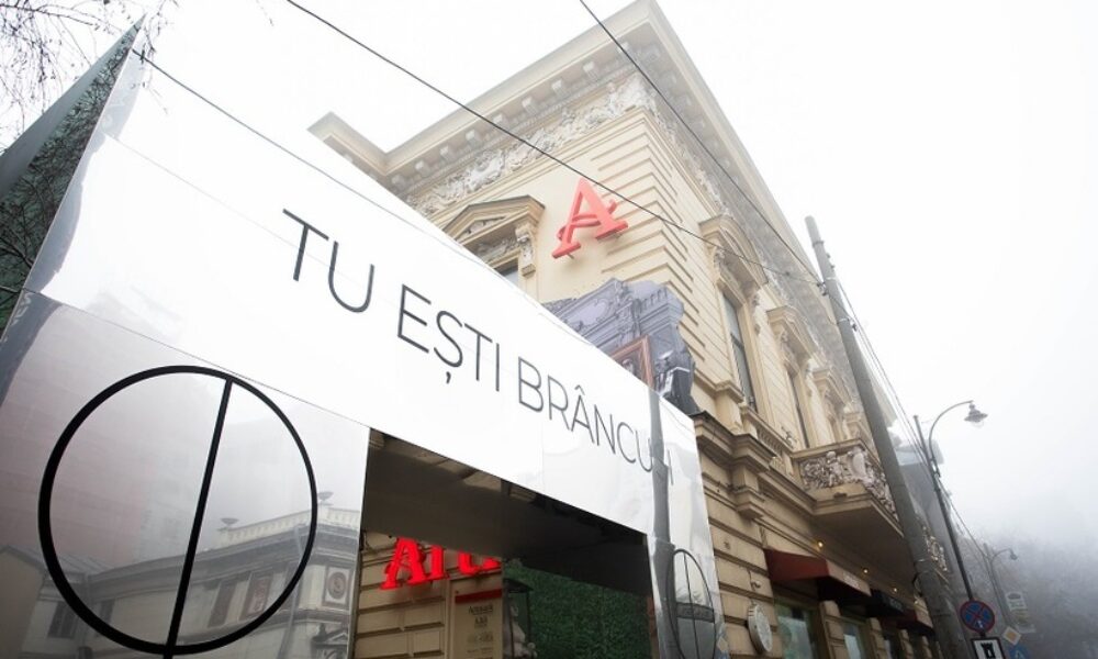 „Poarta Sărutului”, recreată la Palatul Cesianu-Racoviță